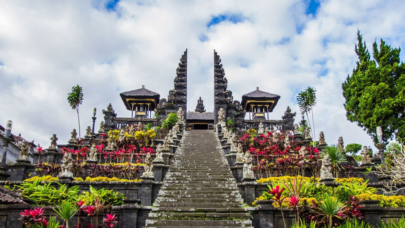 ทัวร์บาหลี วัดเบซากิห์ วิหารทานาล็อต สวนวิษณุ วัดน้ำพุศักดิ์สิทธิ์ นาข้าวขั้นบันได หมู่บ้านคินตามณี